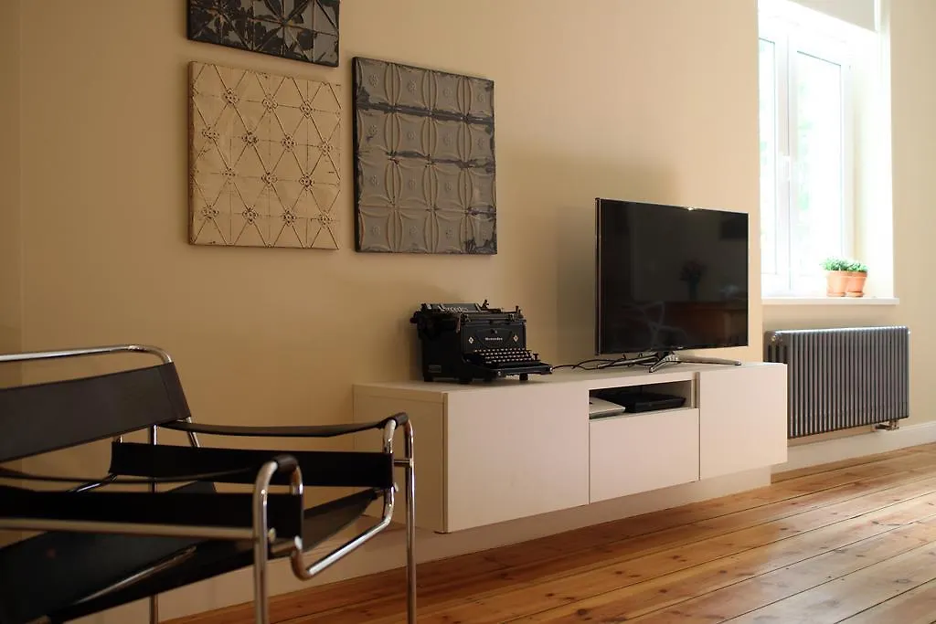 Berlin Base Apartments
