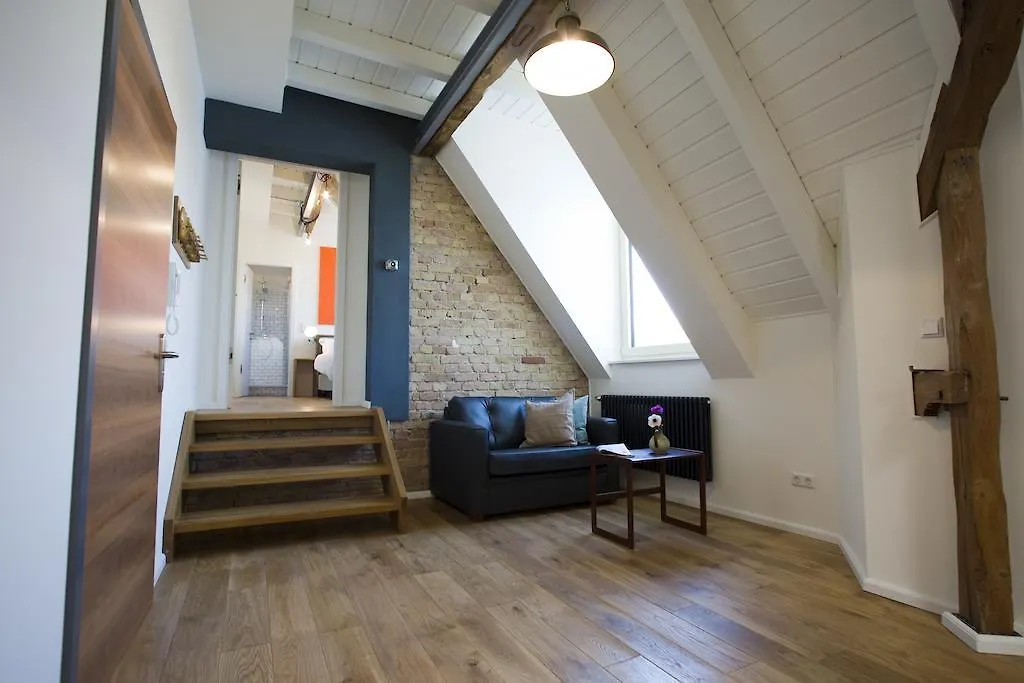 Berlin Base Apartments