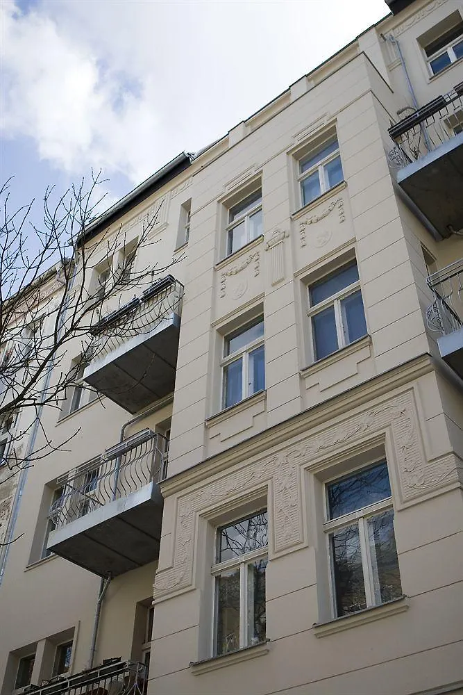 Berlin Base Apartments